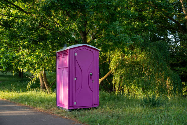 Best Portable restroom trailer rental  in Lockhart, FL